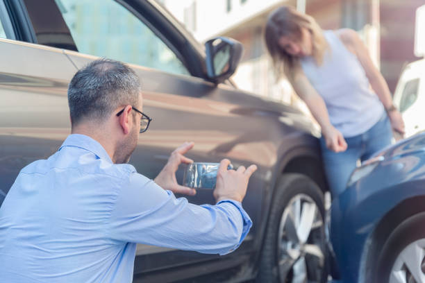 Car insurance rates in Midway North